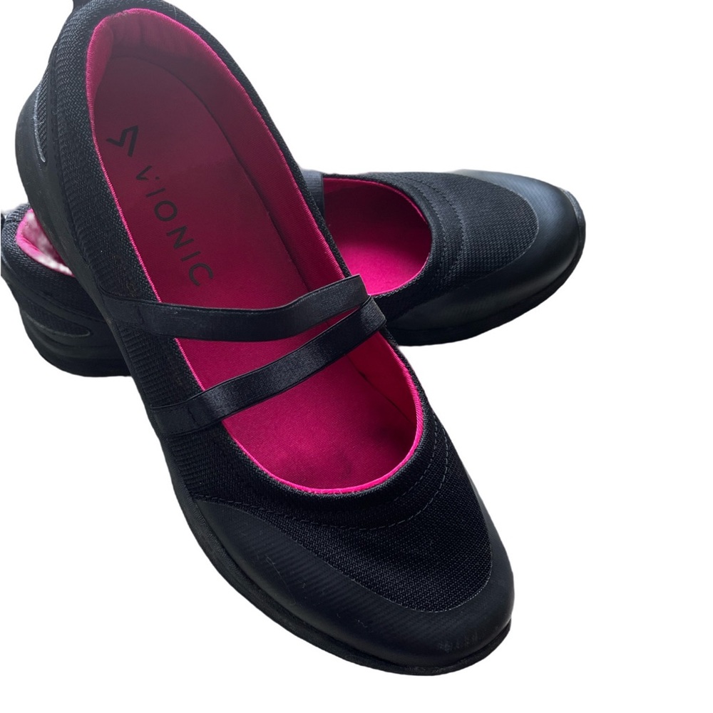 Vionic. Black and hot pink athletic shoe.